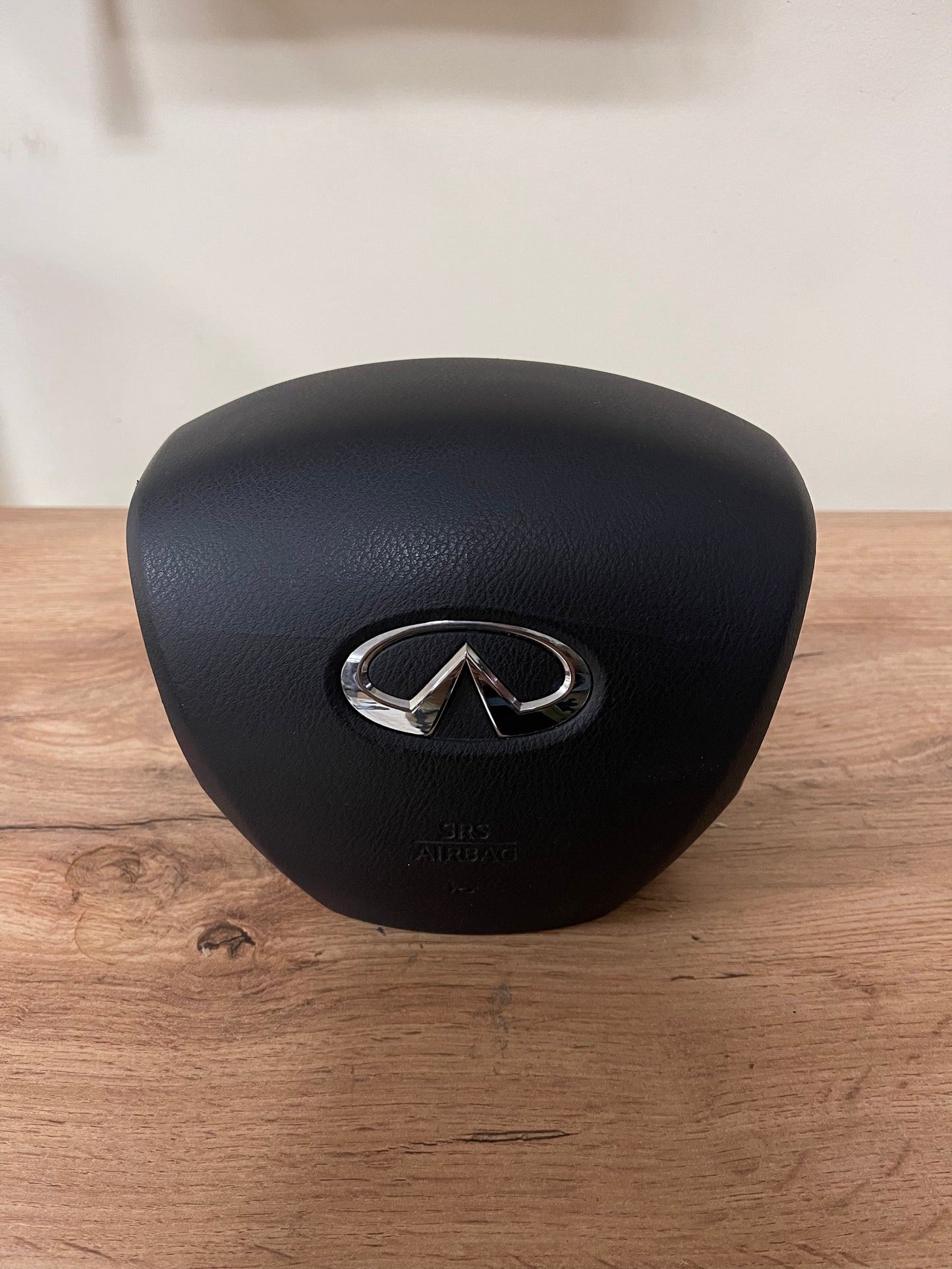 2014 2015 2016 2017 Infiniti Q50 Driver Wheel Airbag OEM Black Air Bag Steering Wheel Driver Side