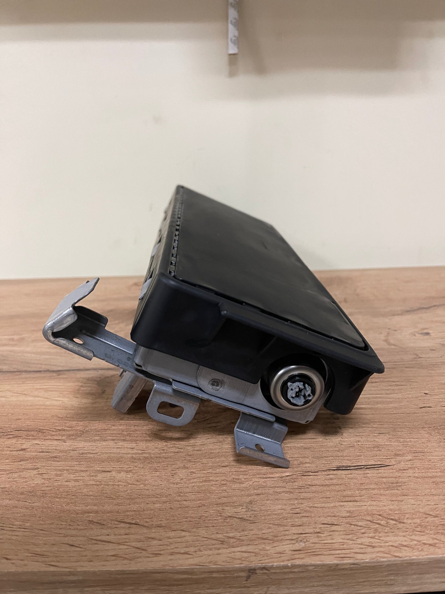 2018 2019 2020 2021 2022 Honda accord Driver Knee Airbag + steering wheel airbag 78910TVAA81