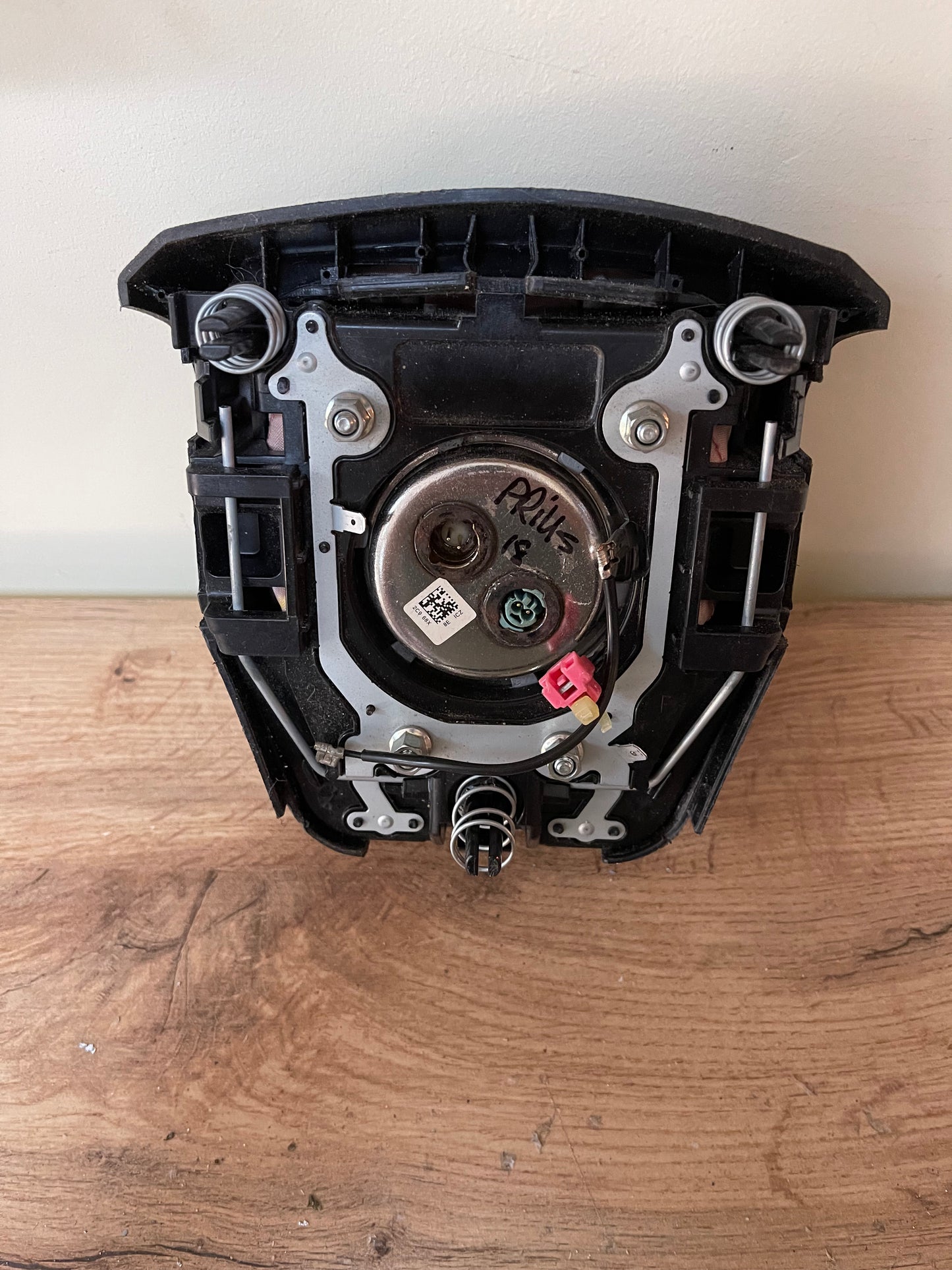 2016 2017 2018 2019 Toyota Prius Steering Wheel Airbag driver side OEM