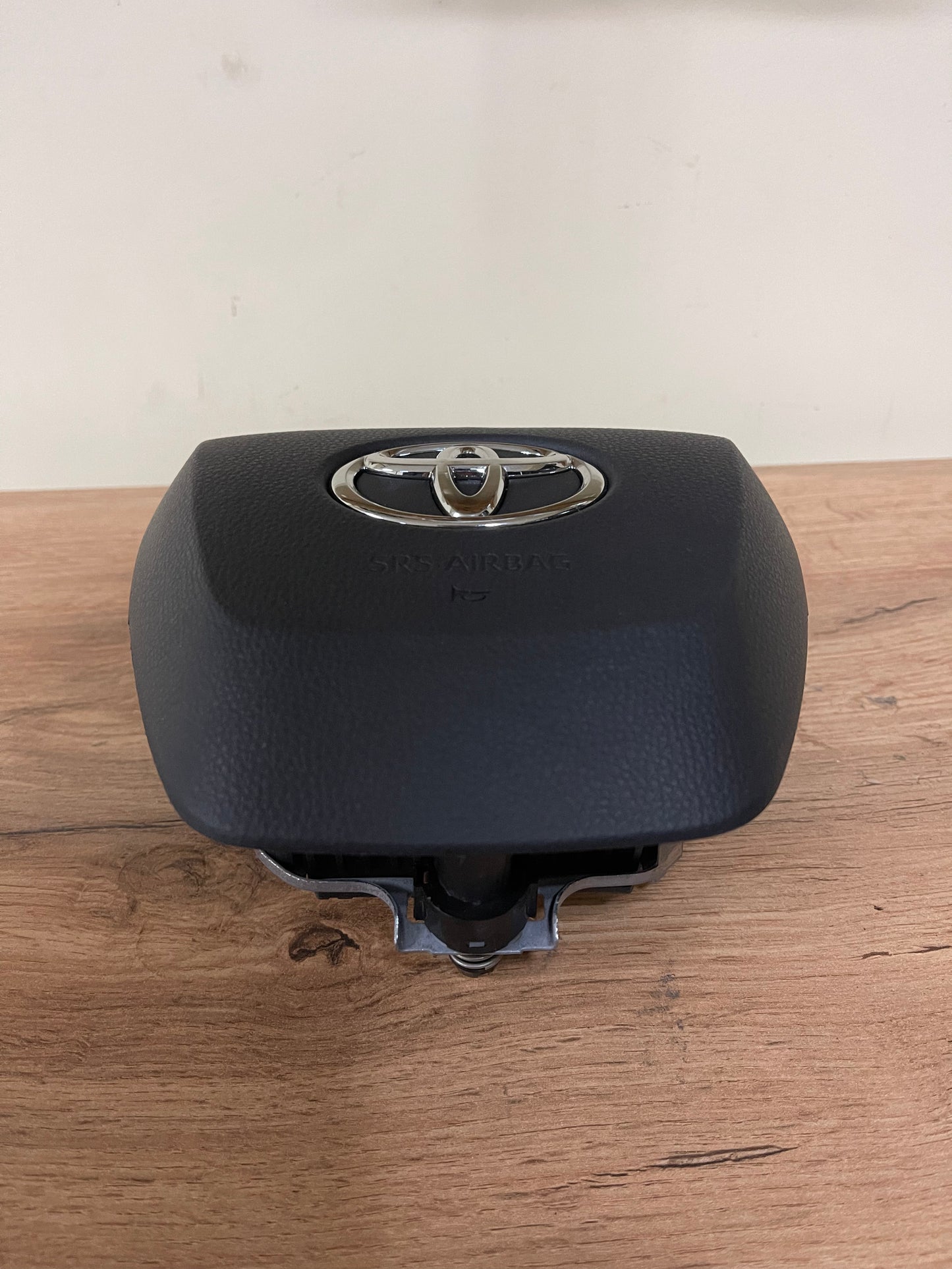 2020 2021 2022 2023 TOYOTA SIENNA STEERING WHEEL AIRBAG