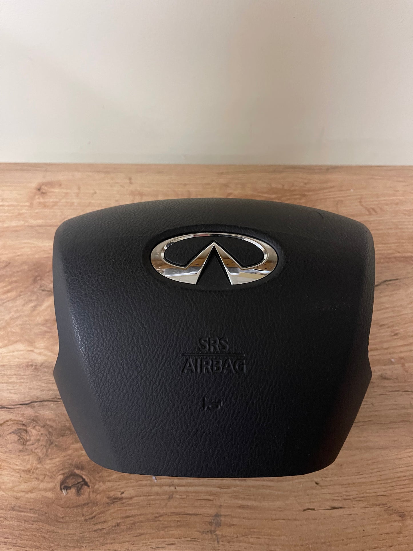 2014 2015 2016 2017 Infiniti Q50 Driver Wheel Airbag OEM Black Air Bag Steering Wheel Driver Side