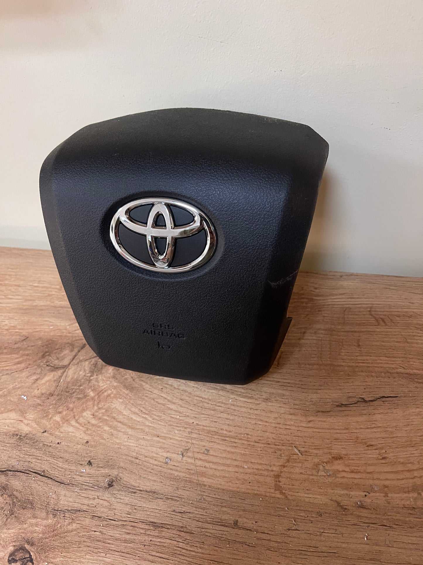 2016 2017 2018 2019 Toyota Prius Steering Wheel Airbag driver side OEM